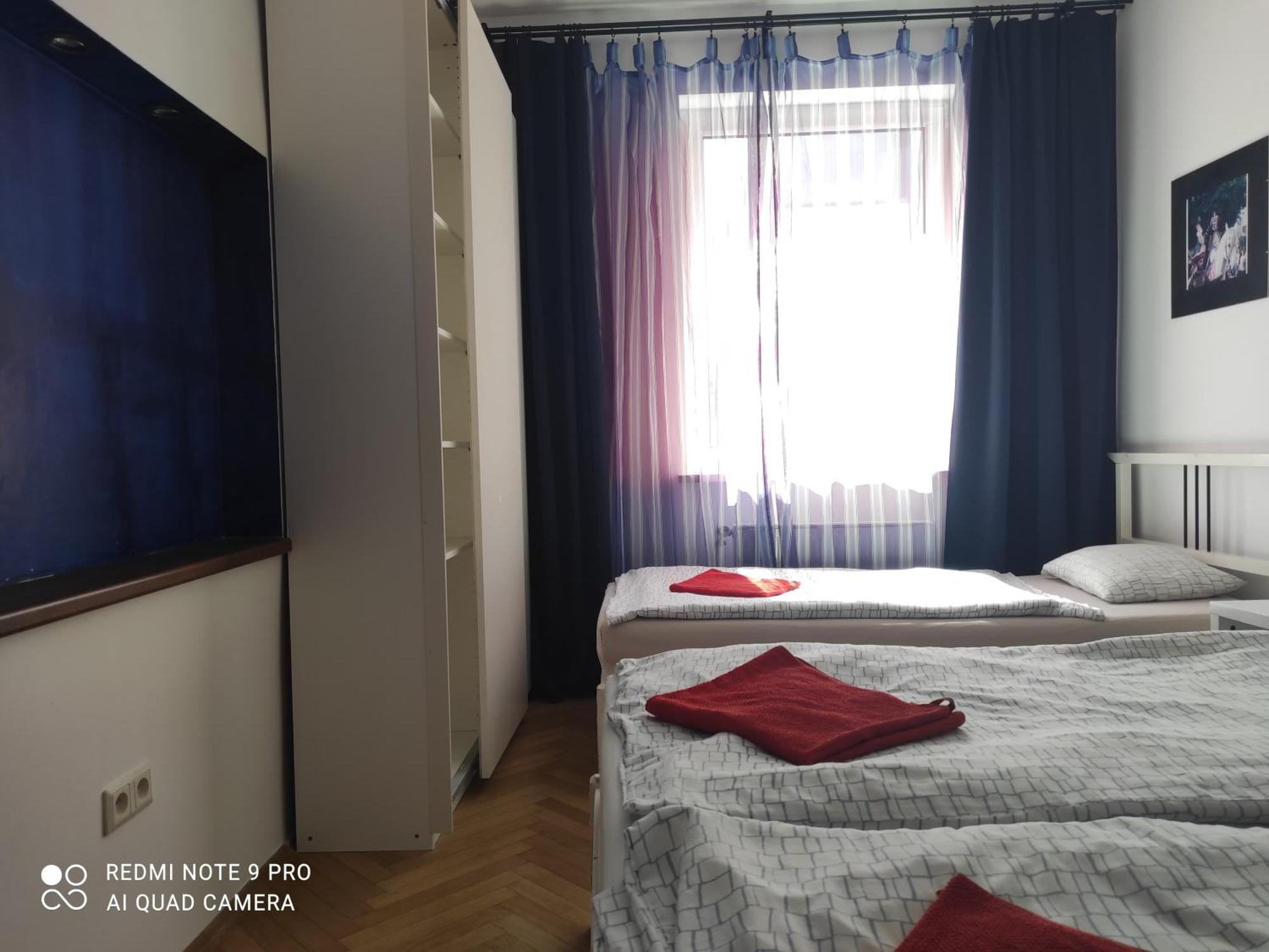 Apartment Maximilian Братислава Экстерьер фото
